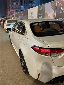 تۆیۆتا کۆرۆلا